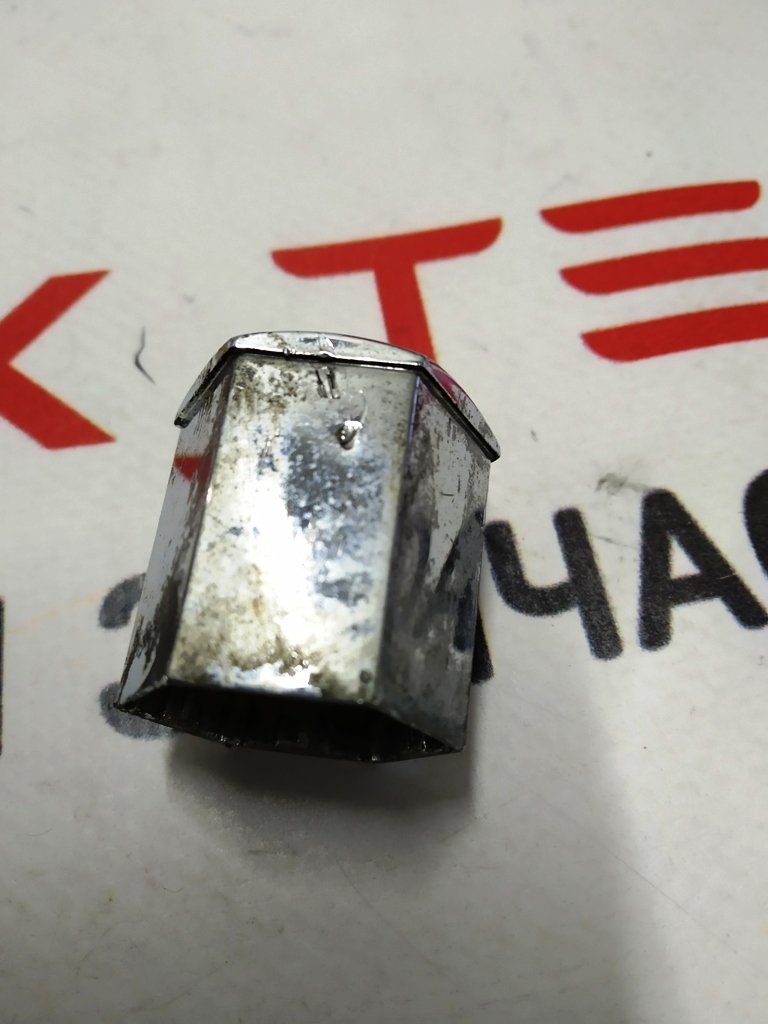 9 LUG NUT CAP, TALL - CHROME - PC ABS d21 Tesla Model S, Model S REST, Model X 1027010-02-A